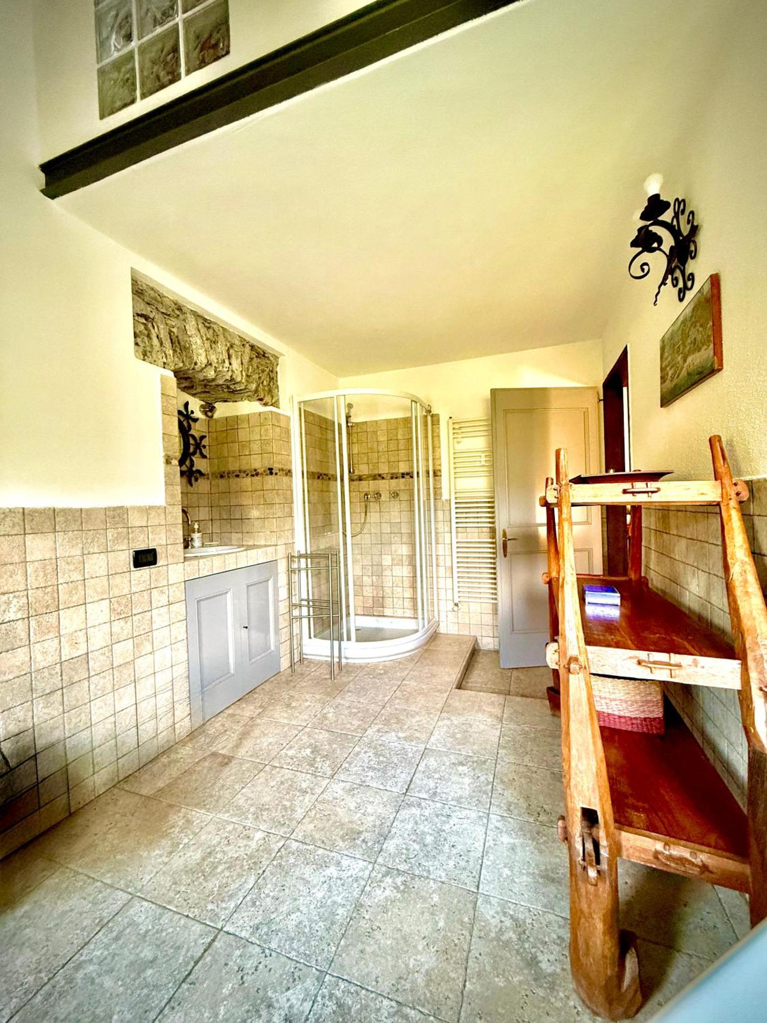 La Villetta - Cozy House With Parking, Wifi, Wall Box And Air Conditioning Rapallo Buitenkant foto